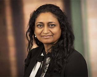 Manjula Burri, MD portrait.