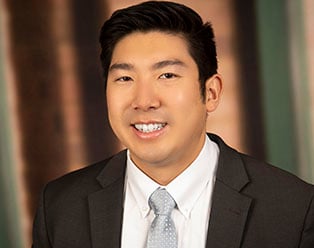 Justin Lee, MD portrait.