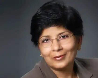 Shobha Sahi, MD portrait.